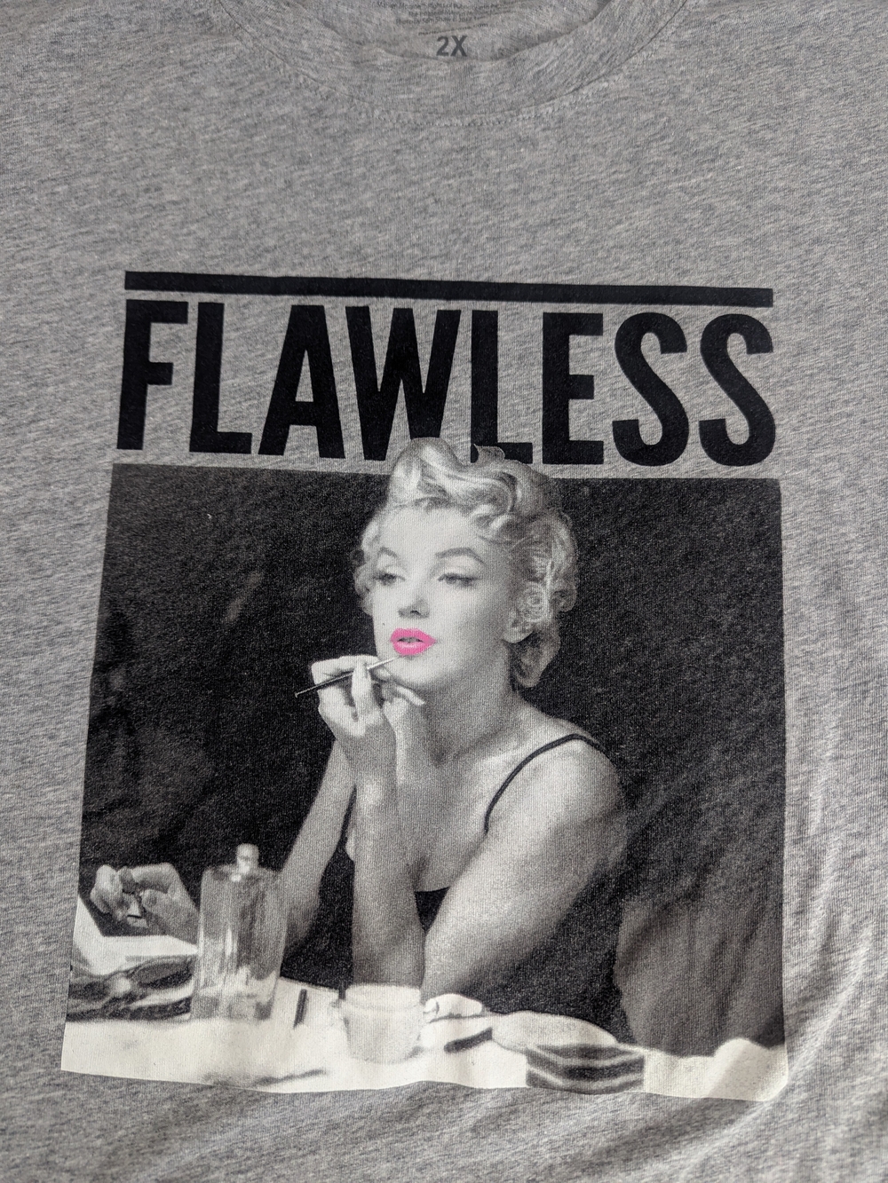 Marilyn Monroe FLAWLESS Grey Tee With Pink Lip Accent XXL